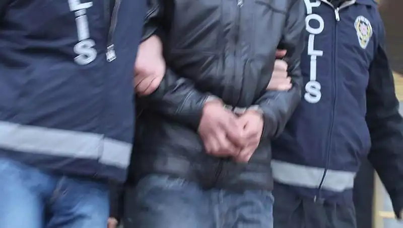 Konya'da Dolandırıcılık Operasyonunda 13 Kişi Tutuklandı, Detaylar Şok Edici!
