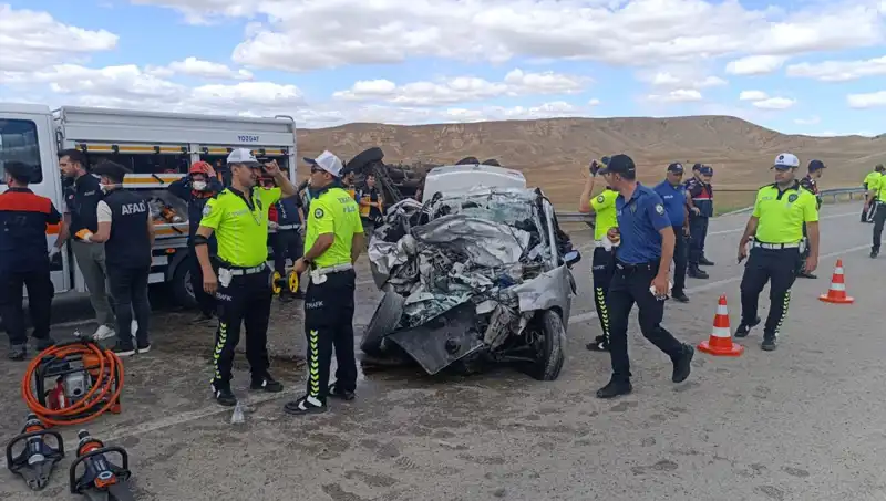 Yozgat'ta Meydana Gelen Feci Kazada 3 Kişi Hayatını Kaybetti