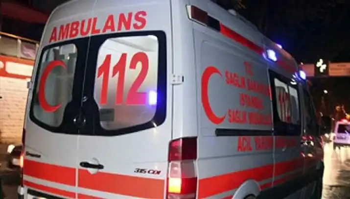 Afyonkarahisar'da Trafik Kazası: Bir Kişi Hayatını Kaybetti, Üç Yaralı Var