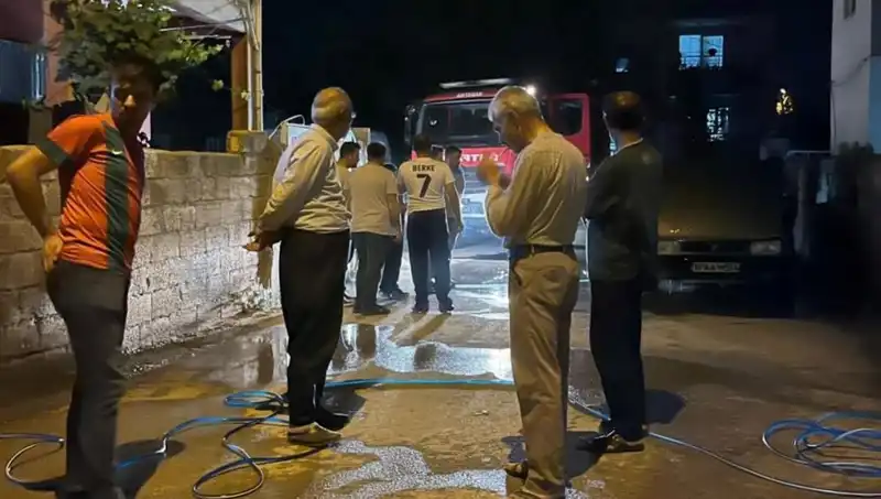 Park Halindeki Araç Neden Alev Aldı? Olayın Detayları Belli Oldu