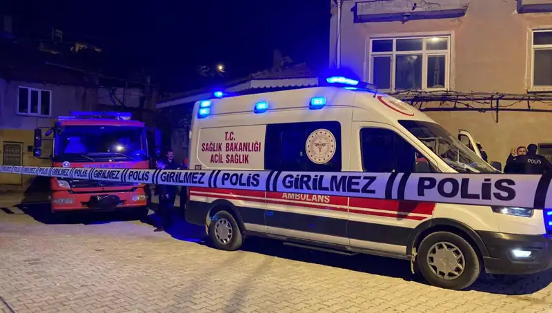 Yaşlı Adamın Esrarengiz Ölümü: Evinde Yanmış Halde Bulundu