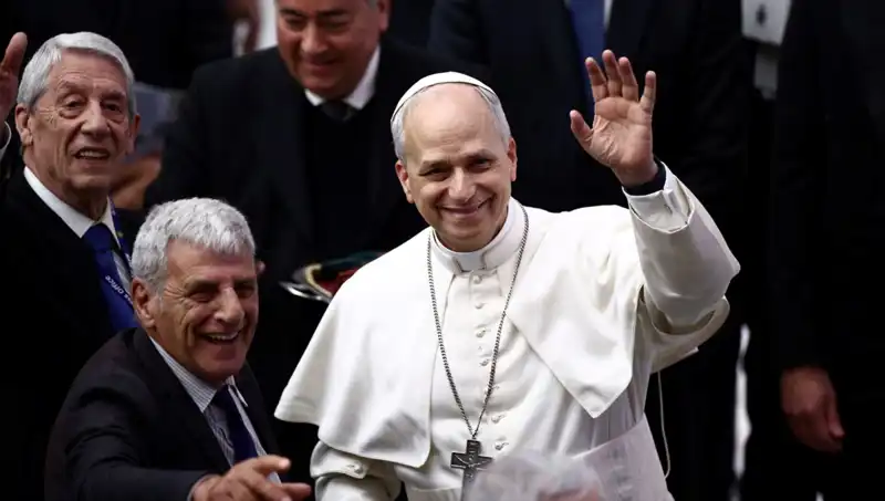 Papa Leo'nun Soyadı: Aşk, İkna ve Tarihin Derinlikleri