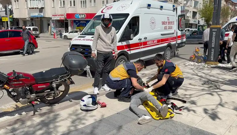 Aksaray'da Motosiklet Kazası: İki Genç Yaralı, Olayın Ayrıntıları Şok Etti