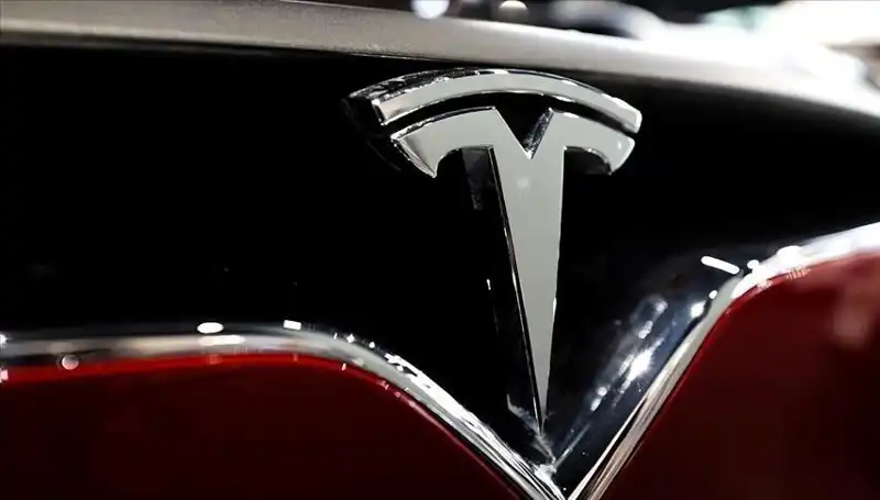 Tesla’da Ucuz Model Tartışması ve FSD Beklentileri Karışıklığı Büyütüyor