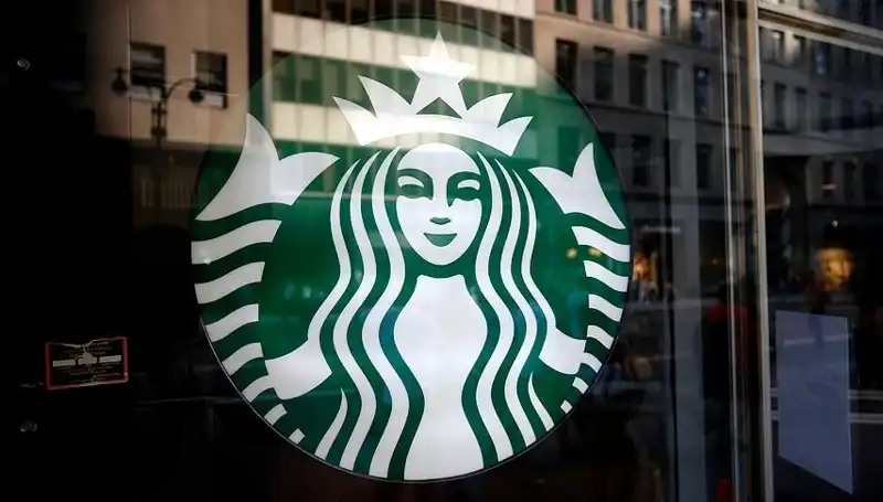 Starbucks Küresel Satışlarında Şok Düşüş: Nedenleri ve Gelecek Tahminleri