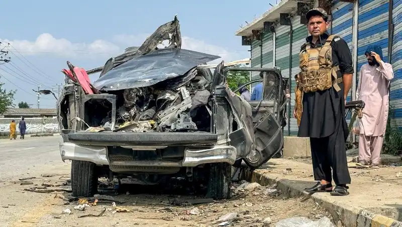 Pakistan’da Şok Eden Patlama: Hedefte Hükümet Yetkilileri ve Polis Memuru Vardı