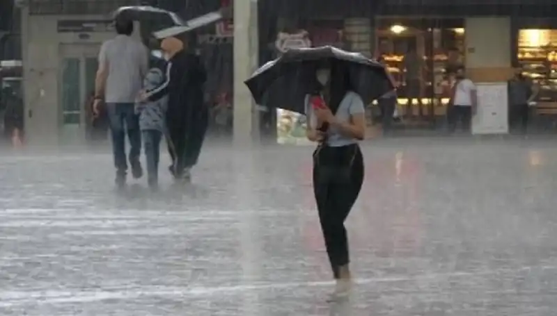 Marmara Bölgesi'nde Hava Durumu Uyarıları: Serinlik ve Yağış Bekleniyor