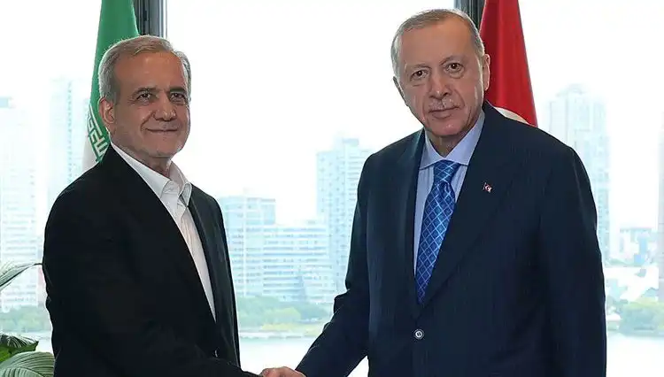 Cumhurbaşkanı Erdoğan'ın Yeni Barış Diplomasisiyle Bölgedeki Gerginlikler Nasıl Azalıyor?
