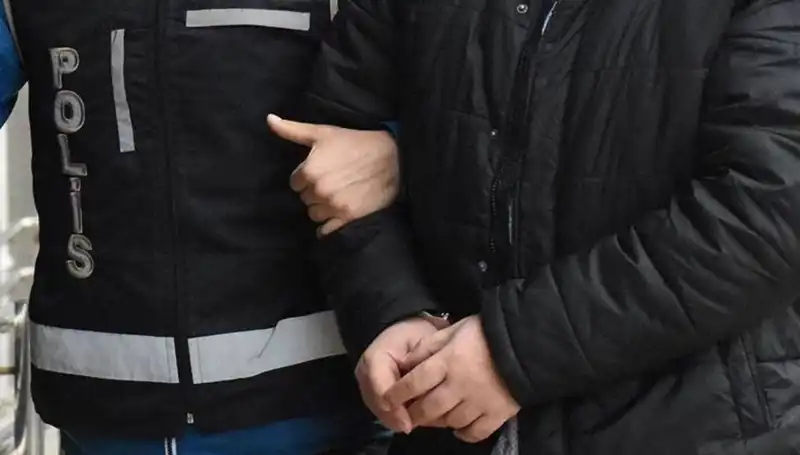 FETÖ'nün Kökü Kurutuluyor: Emniyet ve TSK'da Yeni Operasyonlar