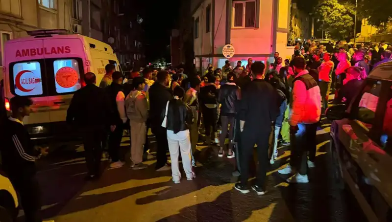 Balıkesir'de Sokak Kavgası: Kanlı Olayda Bir Genç Hayatını Kaybetti