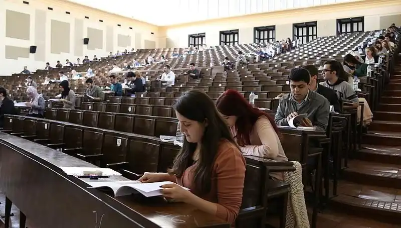 Üniversite Kayıtları İçin Son Gün: Öğrenciler Dikkat!