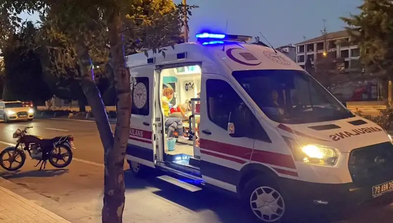 Otomobil Motosikleti 70 Metre Sürükledi, Sürücü Kaçtı: Olay Anına Dair Tüm Detaylar