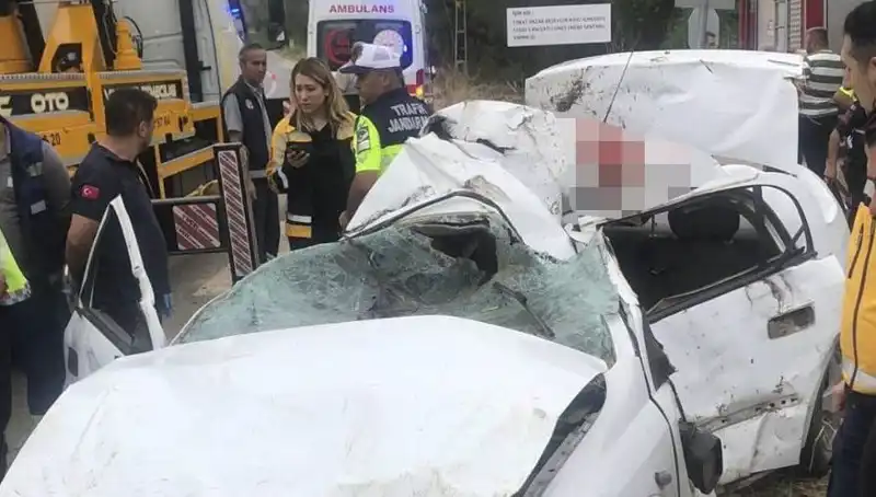 Tokat’ta Feci Kaza: Otomobil Devrildi, Hayatını Kaybeden Sürücü Kim?