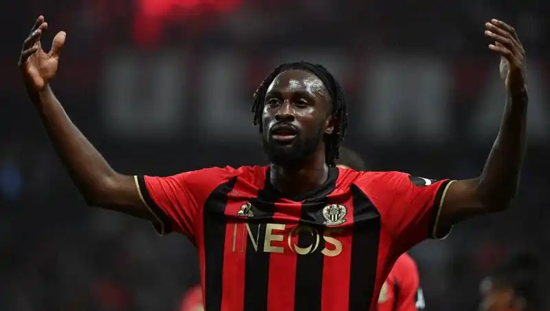 Fenerbahçe, Kadıköy'ü Coşturacak Golcüyü Buldu: Transfer Bombası Patladı