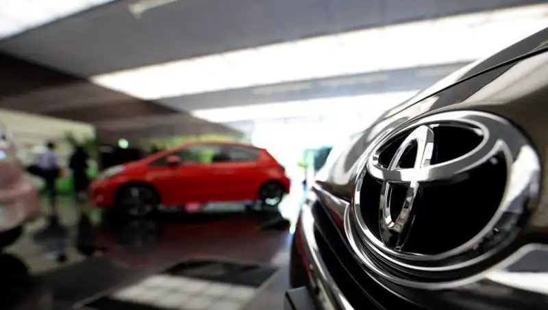 Toyota'nın Gizemli SUV'u: Beklentiler Gecikiyor, Merak Artıyor!