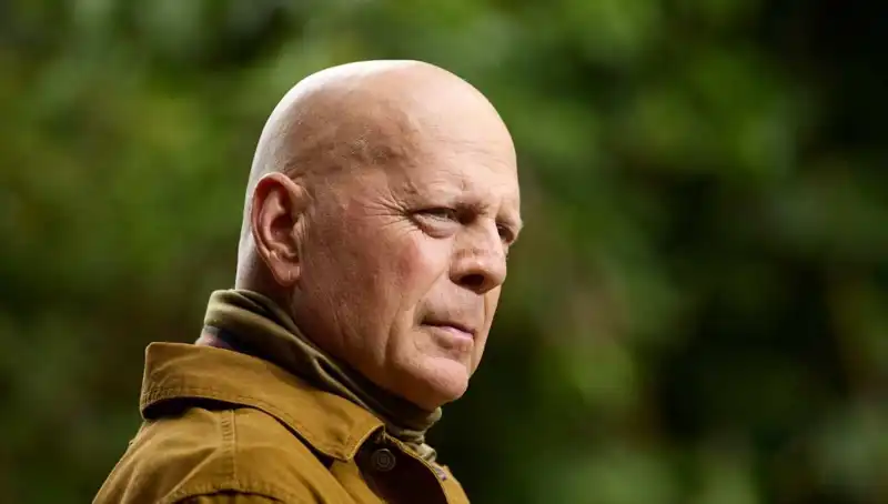 Bruce Willis'in Afazi Hastalığı: Belirtileri ve Hayatında Yarattığı Değişiklikler