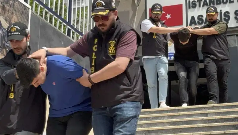 Üsküdar'da Silahlı Saldırı! İki Kişi Tutuklandı, Şaşkınlık Yaratan Gelişmeler