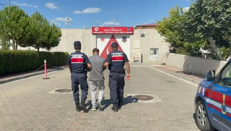 44 Yıl Hapis Cezaıyla Aranan Zanlı Edremit'te Ele Geçirildi