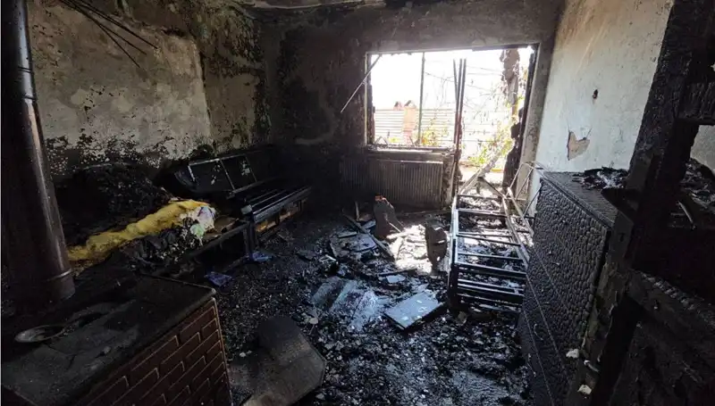 Elektrikli Battaniye Yangını: Yaşlı Kadın Son Anda Kurtarıldı
