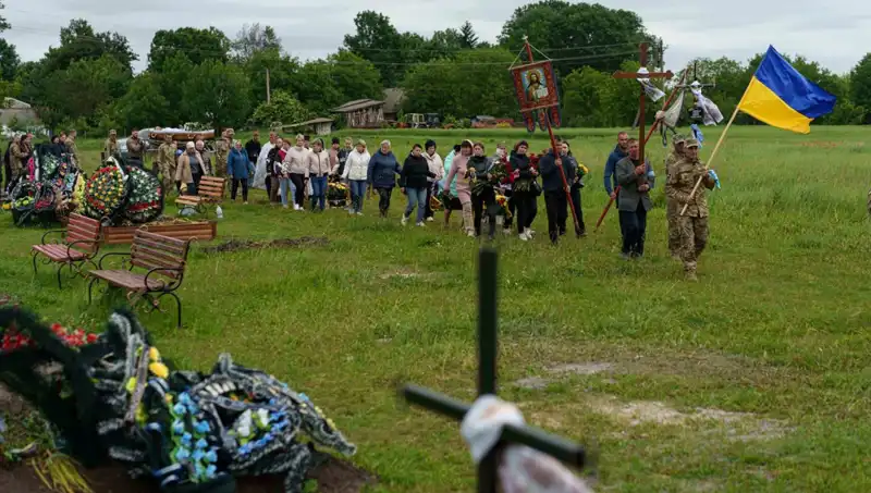 İngiliz Asker Ukrayna'da Hayatını Kaybetti: Savaşın Gölgesindeki Kayıplar