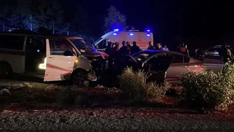 Ters Yön Faciası: Kafa Kafaya Çarpışma, Can Kayıpları ve Yaralılar Var!