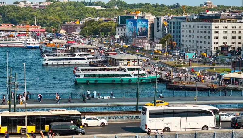 Türkiye'yi Bir Süre Sıcak Hava Bastıracak: 50 Dereceye Dikkat!