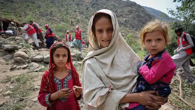 Afganistan'da Uykuda Yakalayan Deprem: 2000'den Fazla Hayat Kaybı