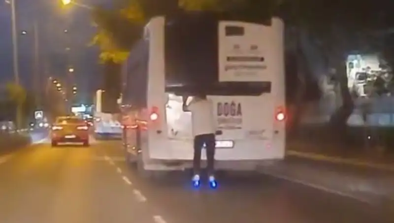 Kaykay ve Patenlerle Trafikte Tehlikeli Yolculuk: Riskler ve Çözümler