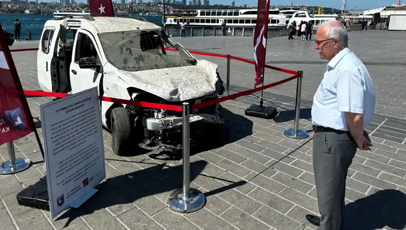 15 Temmuz’un Hatırası: Tankların Ezdiği Araçlar Sergileniyor