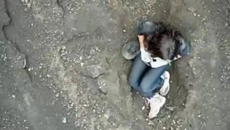 Yanardağın İçine Düştü, Dört Gün Sonra Acı Son: Turistin Cesedi Bulundu