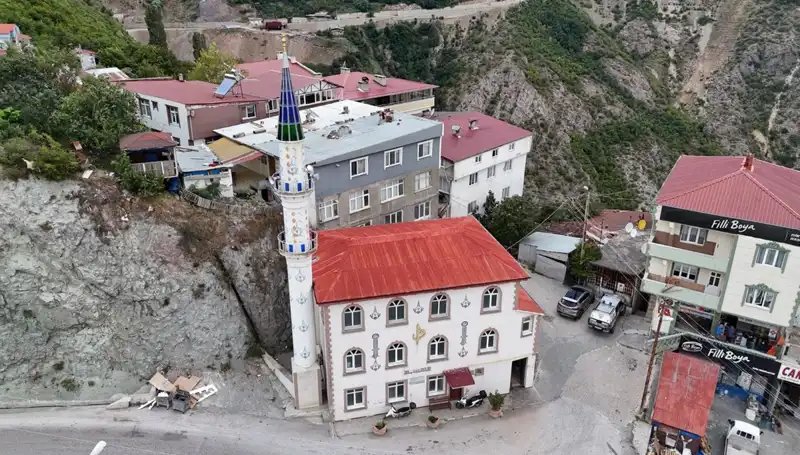 Çelik Minare Siparişleri Rekor Kırıyor: Maliyetleri 500 Bin Lirayı Buldu