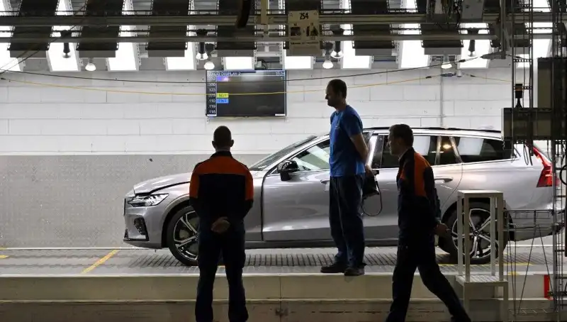 Volvo, Bazı Modellerin Satışını Durdurdu: İşte Sebepleri!