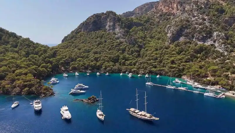 Göcek'in Koylarında Müzik Çalma Yasağı: Denizin Sesi Artık Farklı Olacak